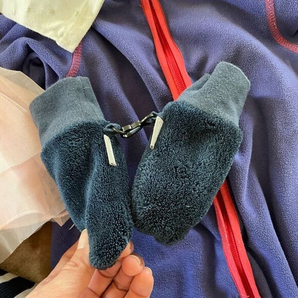 Lot of 9 Items Baby Girl Fall/ Winter Clothing Size 12 Months - Picture 8 of 12